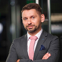 Антон Молчанов
