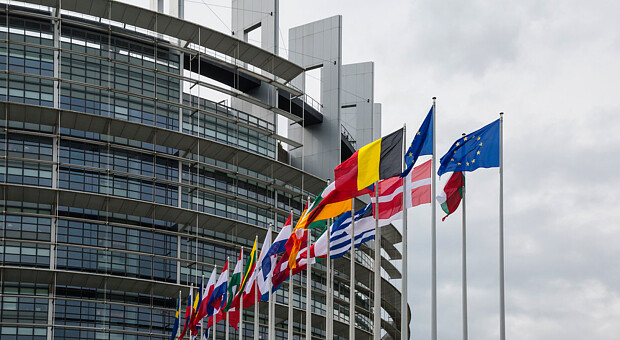 ЕС пригрозил лишением безвиза украинским политикам. Антикоррупционеры уже предложили 172 нардепа