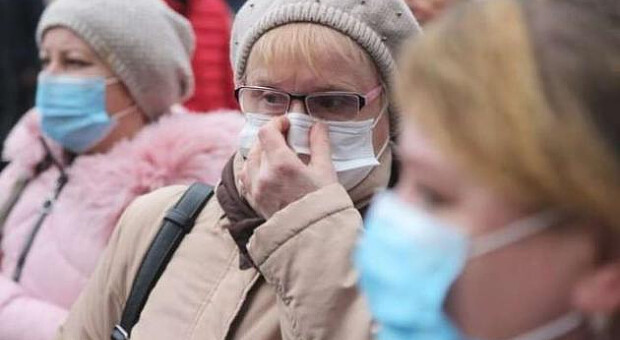Статистика коронавірусу в Україні на 20 грудня: заповненість лікарень – близько 42%