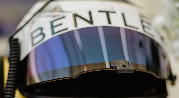 Иван Пеклин удачно дебютировал на Bentley Continental GT3 в соревнованиях International GT Open