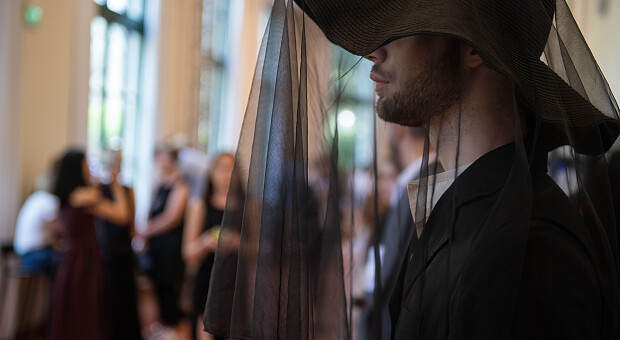 Pitti Uomo 96. Модные головные уборы