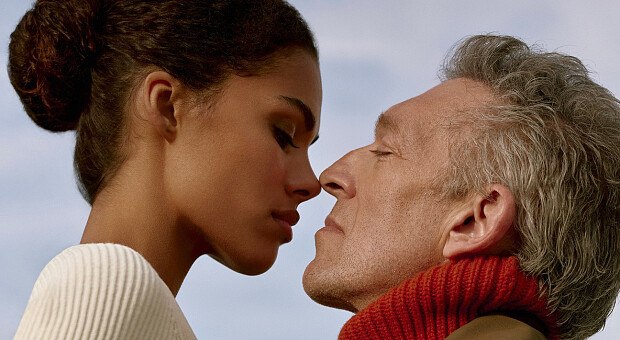 Тіна Кунакі та Венсан Кассель у новій рекламній кампанії The Kooples