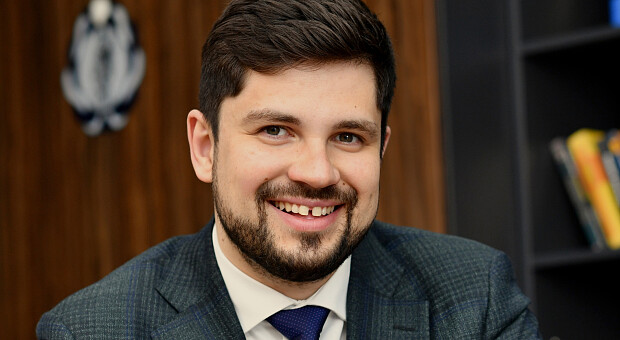 Покушение на Шефира, конфликт с Разумковым и настоящий Зеленский: интервью с адвокатом президента Качурой