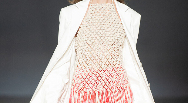 Золотая голубка. Коллекция Poustovit весна-лето 2020