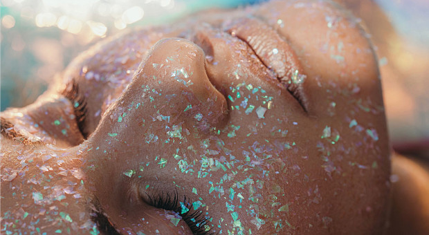 Косметика майбутнього: рефіли, біоглітер, компоненти бактерій, засоби без води та упаковки