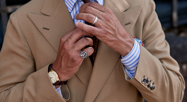 Яка косметика потрібна чоловікам, як боротися з облисінням і робити чоловічу епіляцію