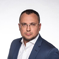 Денис Паденко