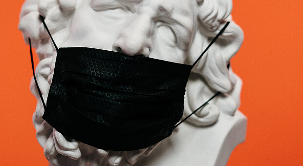 Звезды с коронавирусом. Кто заболел COVID-19