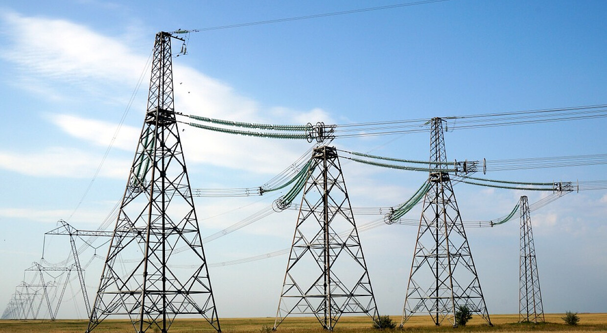Криза обвалила споживання електроенергії в Україні на 8%